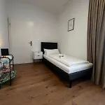 105 Quadratmeter Apartment, Parkplatz, Kinderfreundlich, 6 Personen, Wifi, Vollausgestattete Kueche, Daire *