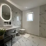 105 Quadratmeter Apartment, Parkplatz, Kinderfreundlich, 6 Personen, Wifi, Vollausgestattete Kueche, * Crimmitschau