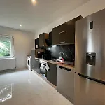 105 Quadratmeter Apartment, Parkplatz, Kinderfreundlich, 6 Personen, Wifi, Vollausgestattete Kueche, Crimmitschau