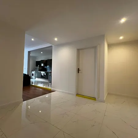 105 Quadratmeter Apartment, Parkplatz, Kinderfreundlich, 6 Personen, Wifi, Vollausgestattete Kueche, 아파트