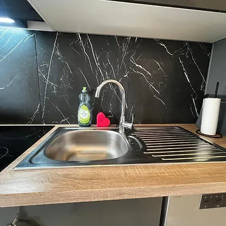 아파트 105 Quadratmeter Apartment, Parkplatz, Kinderfreundlich, 6 Personen, Wifi, Vollausgestattete Kueche,