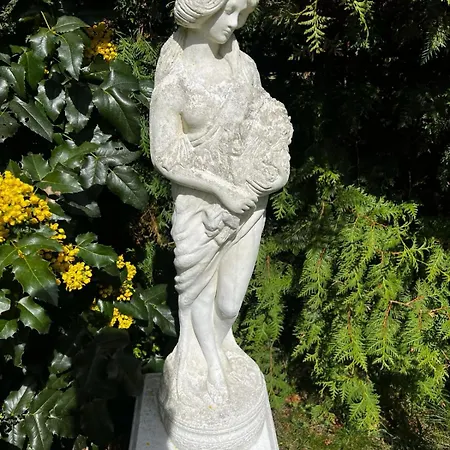 아파트 105 Quadratmeter Apartment, Parkplatz, Kinderfreundlich, 6 Personen, Wifi, Vollausgestattete Kueche, *